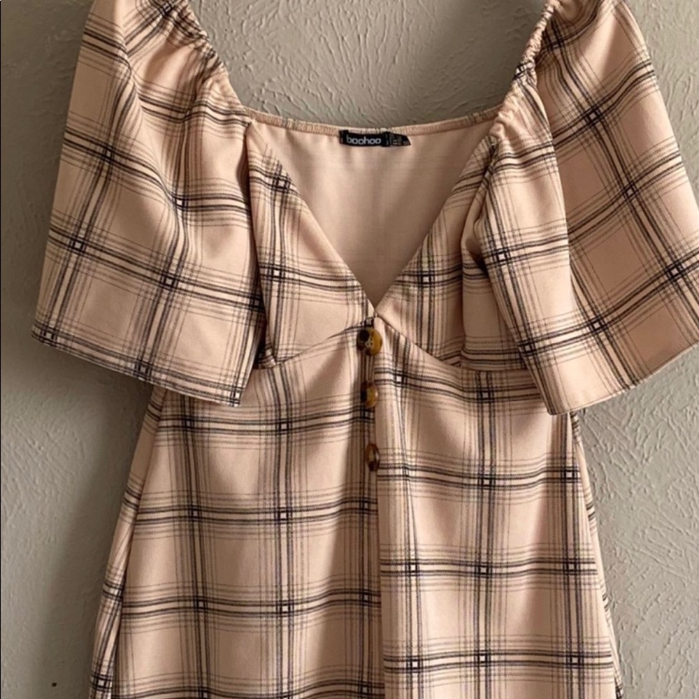 Boohoo beige plaid romper